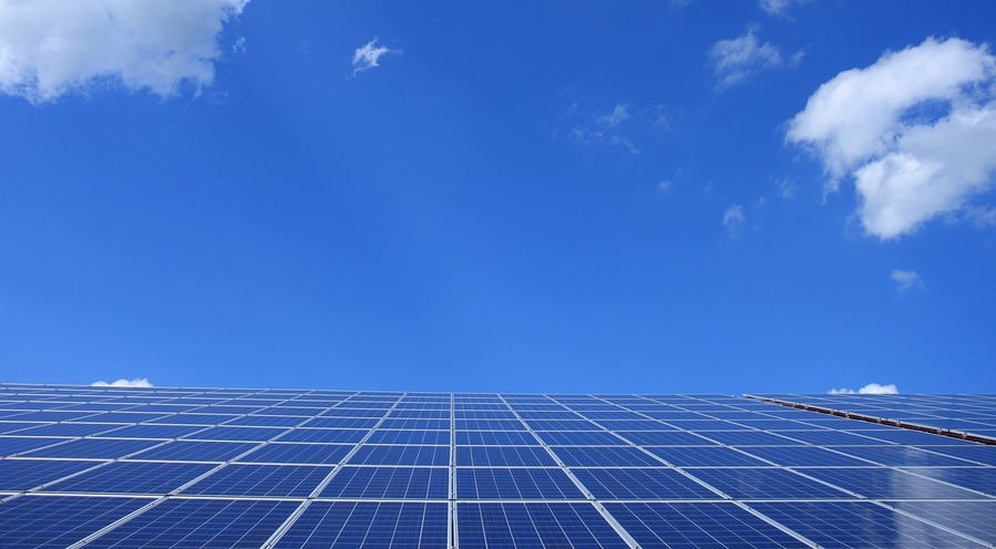 Steg för steg: Så installerar du dina egna solceller på taket